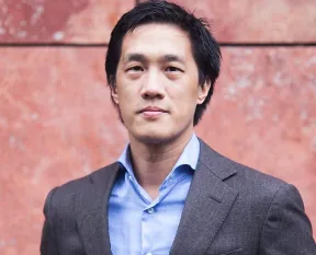 认识我们的专家 - 乐鱼官网